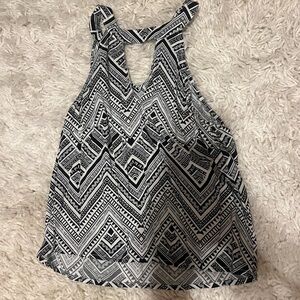 black & white tank top